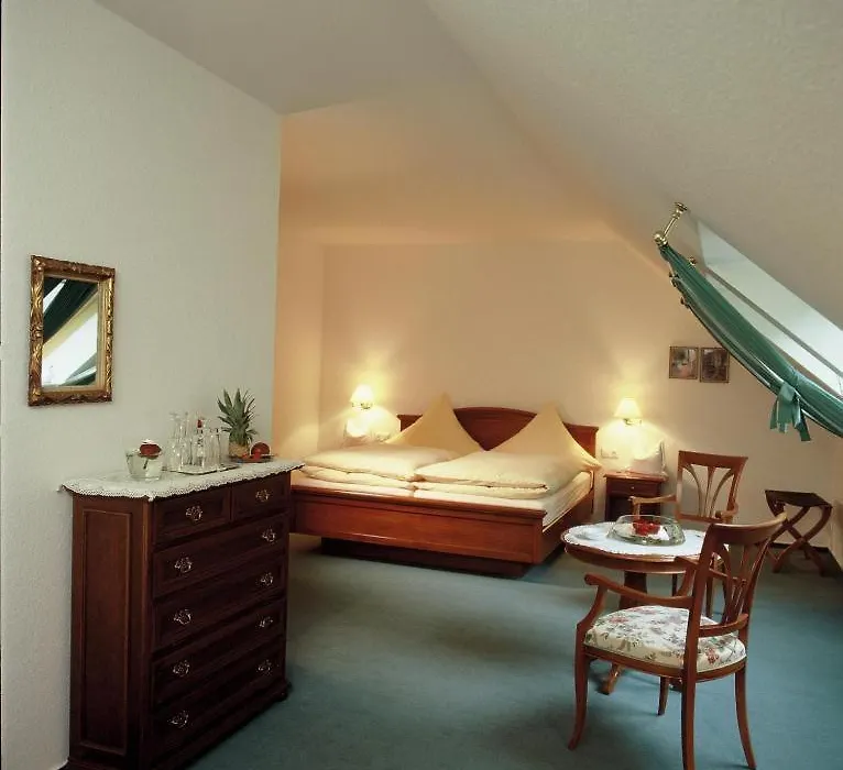 Hotel Restaurant Zur Post-1